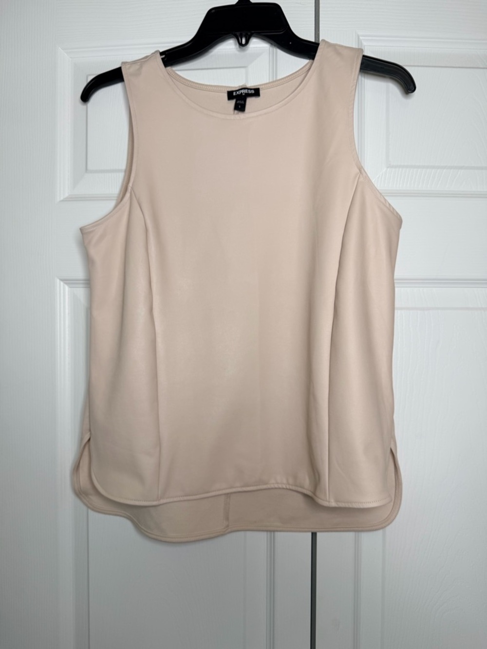 Express Women's Sleeveless Tank Top in Nude Blush